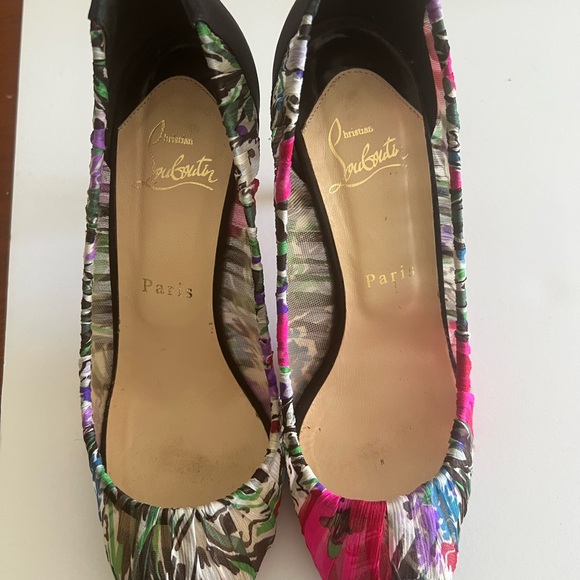 Gorgeous LOUBOUTIN chiffon Parisienne 85mm Pumps NEW LOWER PRICE, FREE SHIPPING! - Picture 3 of 8